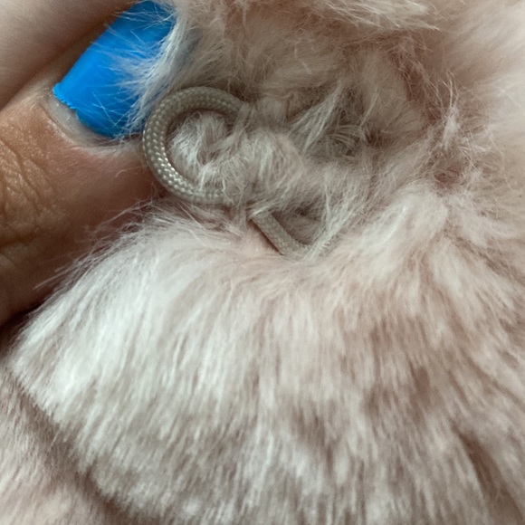 Victoria’s Secret Pnk Faux Fur Coat. size S, price negotiable, Orig. $124.50 - Picture 4 of 5